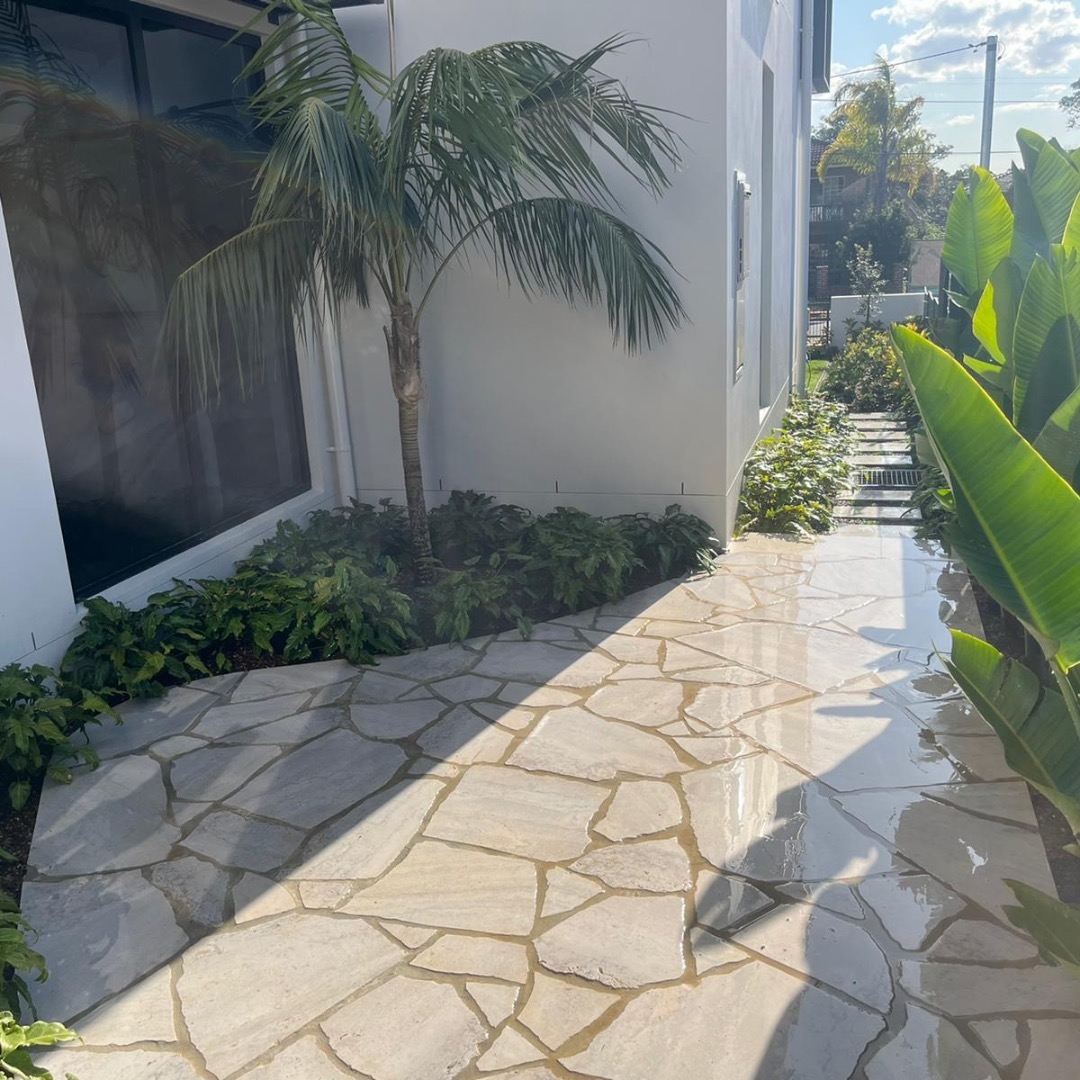 Natural stone crazy paving side path Natural stone crazy paving side path - Stone and Living Landscapes Sunshine Coast